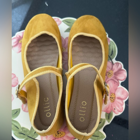 Ollio Maryjane’s - Picture 7 of 9